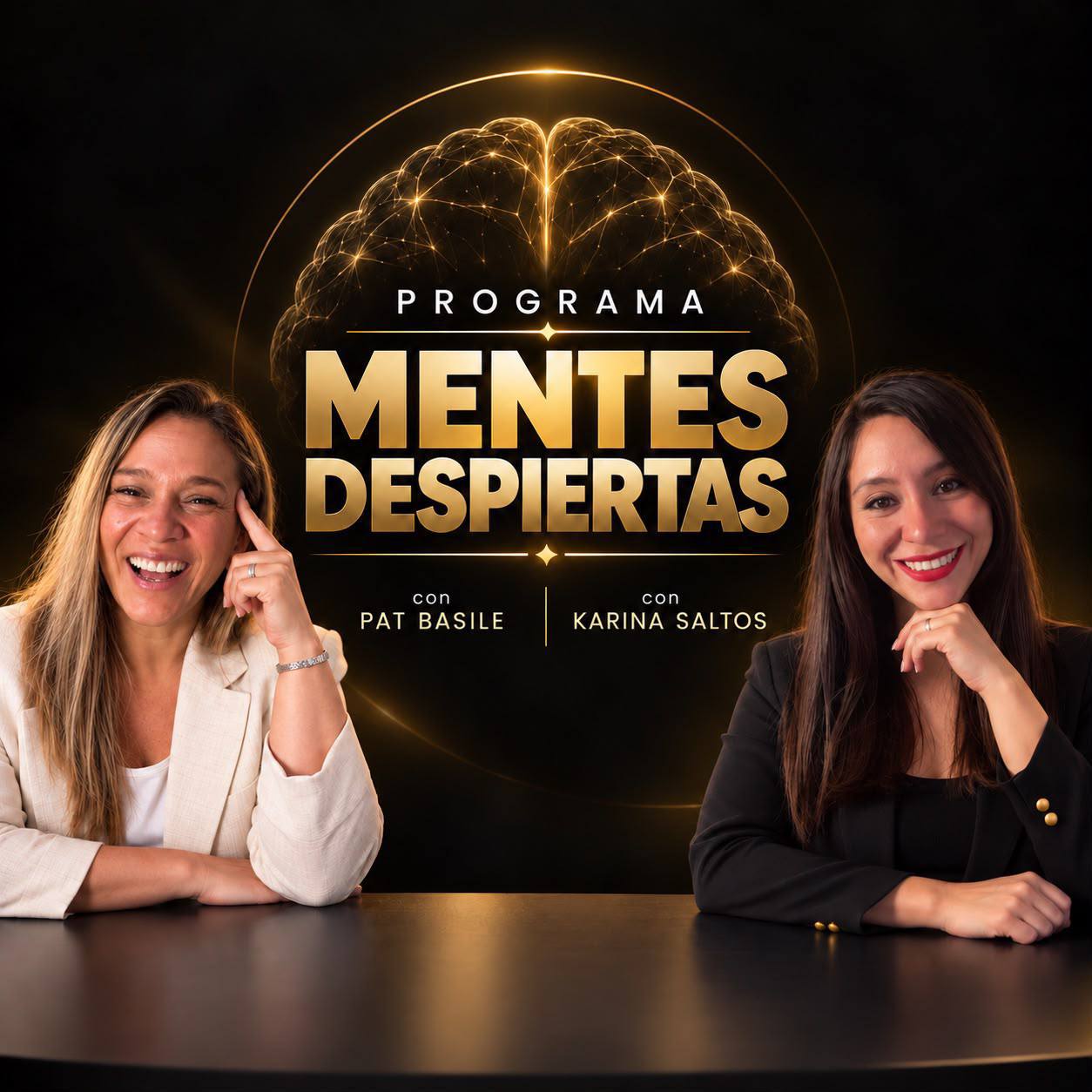 Ilustración elegante de un cerebro con destellos dorados sobre fondo negro
